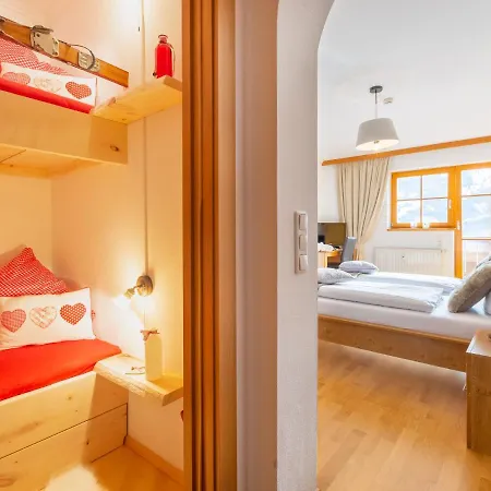 Andrea - Fürth Apartment Piesendorf